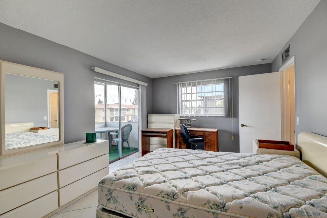 待售: $80,000 (1 贝兹, 1 浴室, 760 平方英尺)