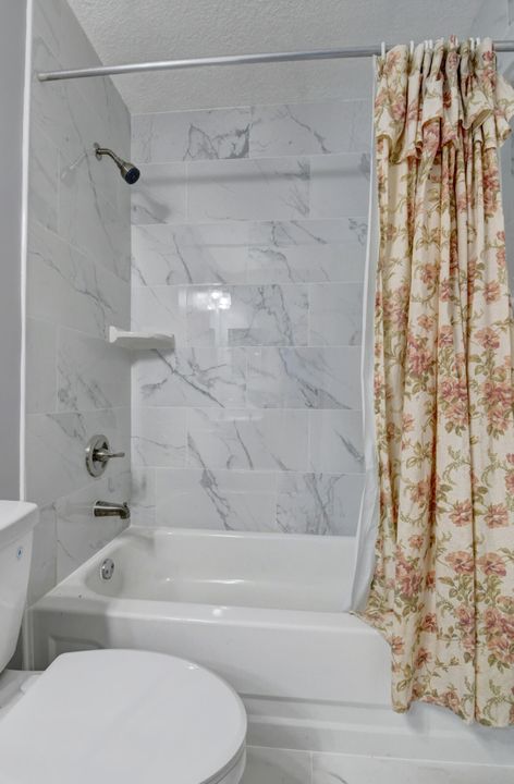 待售: $80,000 (1 贝兹, 1 浴室, 760 平方英尺)