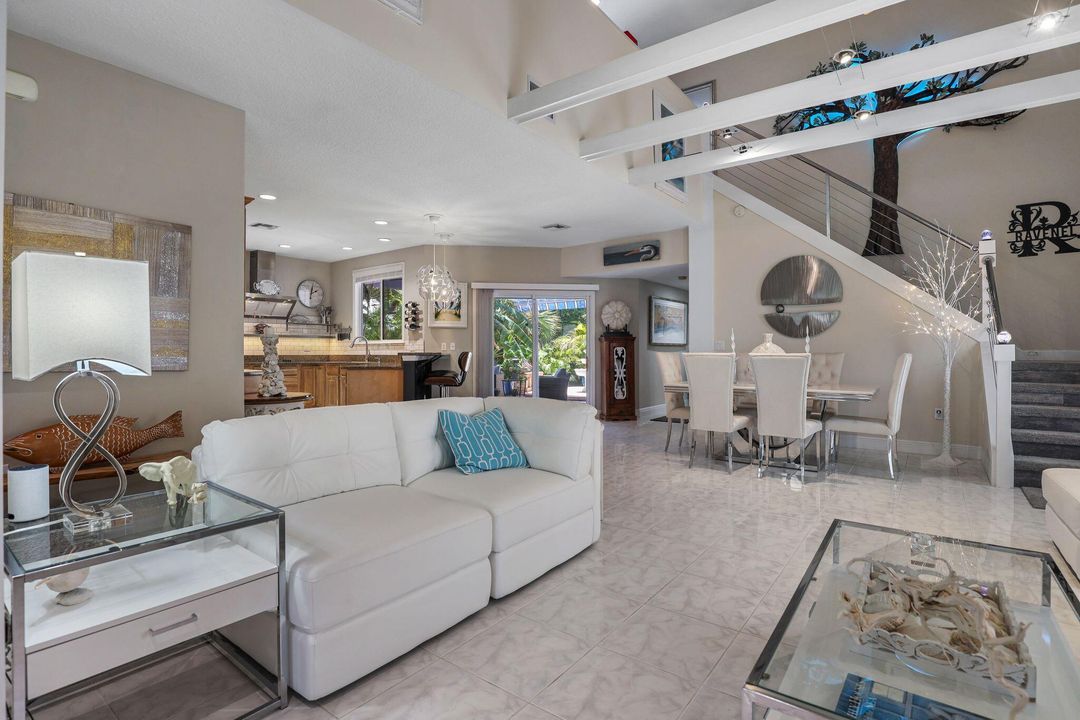 待售: $998,500 (3 贝兹, 3 浴室, 2913 平方英尺)