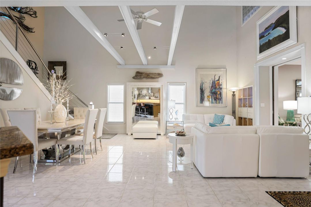 待售: $998,500 (3 贝兹, 3 浴室, 2913 平方英尺)