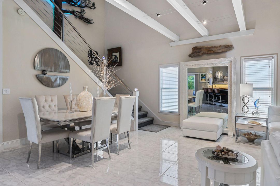 待售: $998,500 (3 贝兹, 3 浴室, 2913 平方英尺)