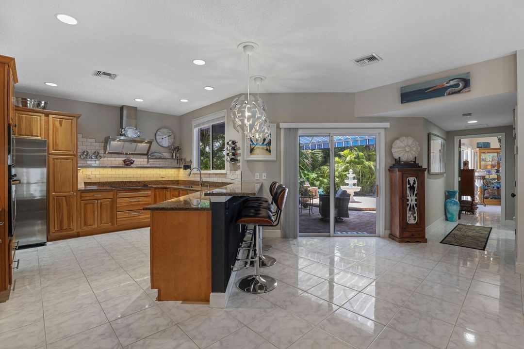 待售: $998,500 (3 贝兹, 3 浴室, 2913 平方英尺)