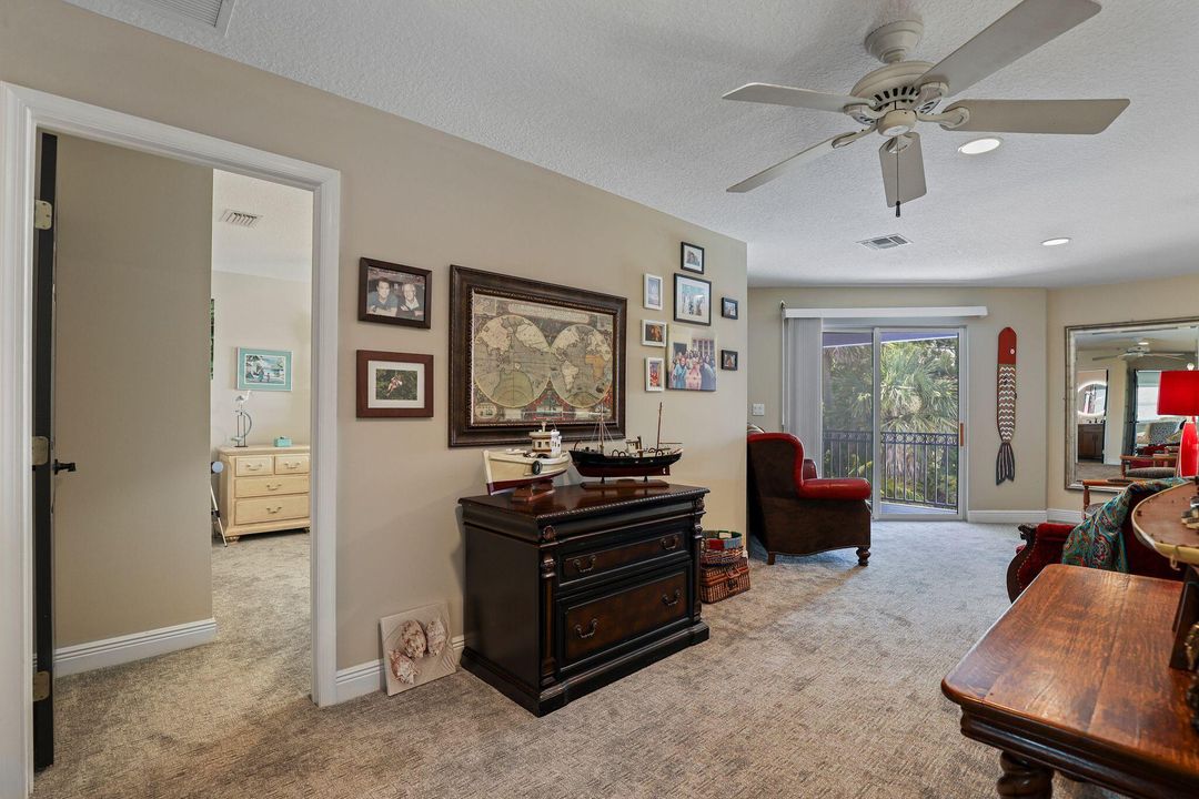 待售: $998,500 (3 贝兹, 3 浴室, 2913 平方英尺)