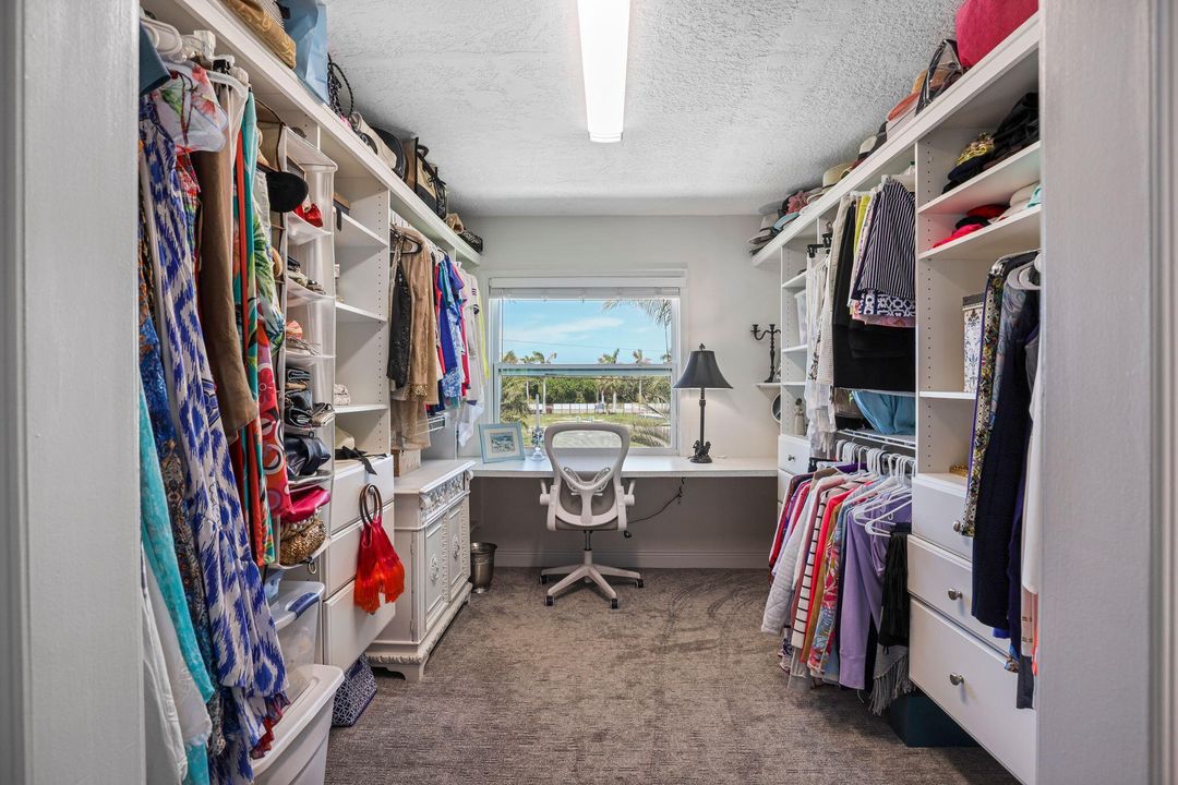 待售: $998,500 (3 贝兹, 3 浴室, 2913 平方英尺)