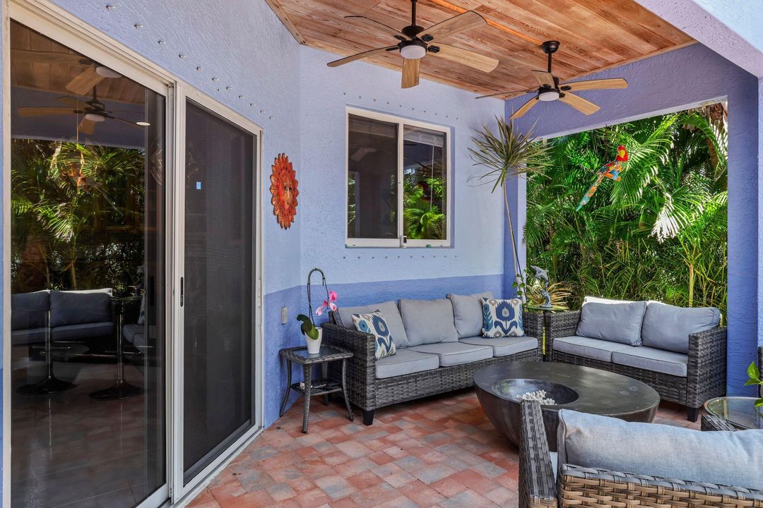 待售: $998,500 (3 贝兹, 3 浴室, 2913 平方英尺)