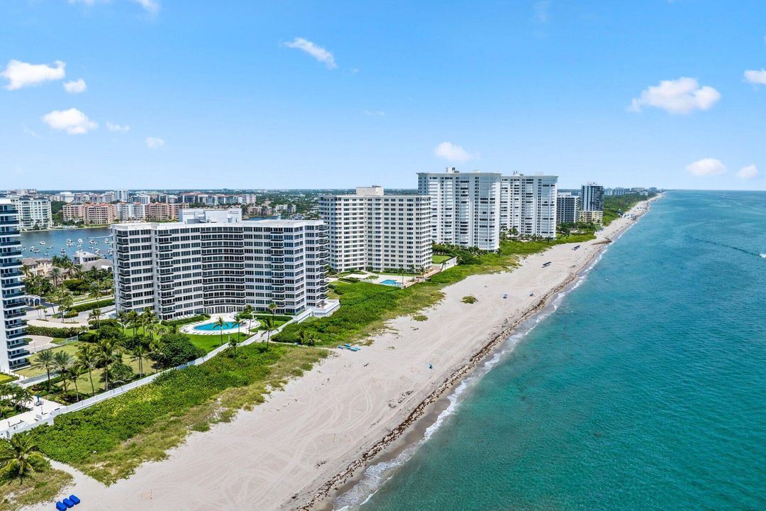 Active With Contract: $1,595,000 (2 beds, 2 baths, 1820 Square Feet)