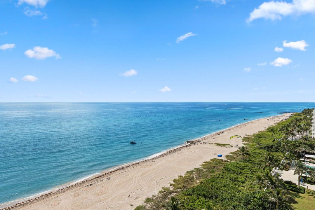 Active With Contract: $1,595,000 (2 beds, 2 baths, 1820 Square Feet)