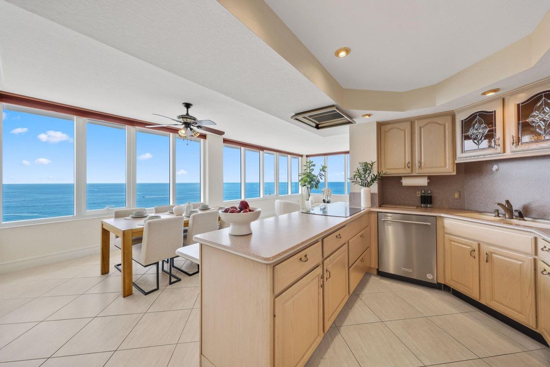 Active With Contract: $1,595,000 (2 beds, 2 baths, 1820 Square Feet)