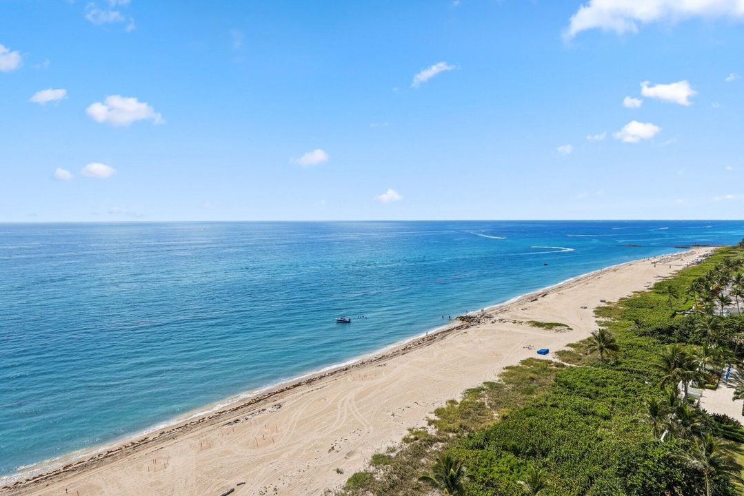 Active With Contract: $1,595,000 (2 beds, 2 baths, 1820 Square Feet)