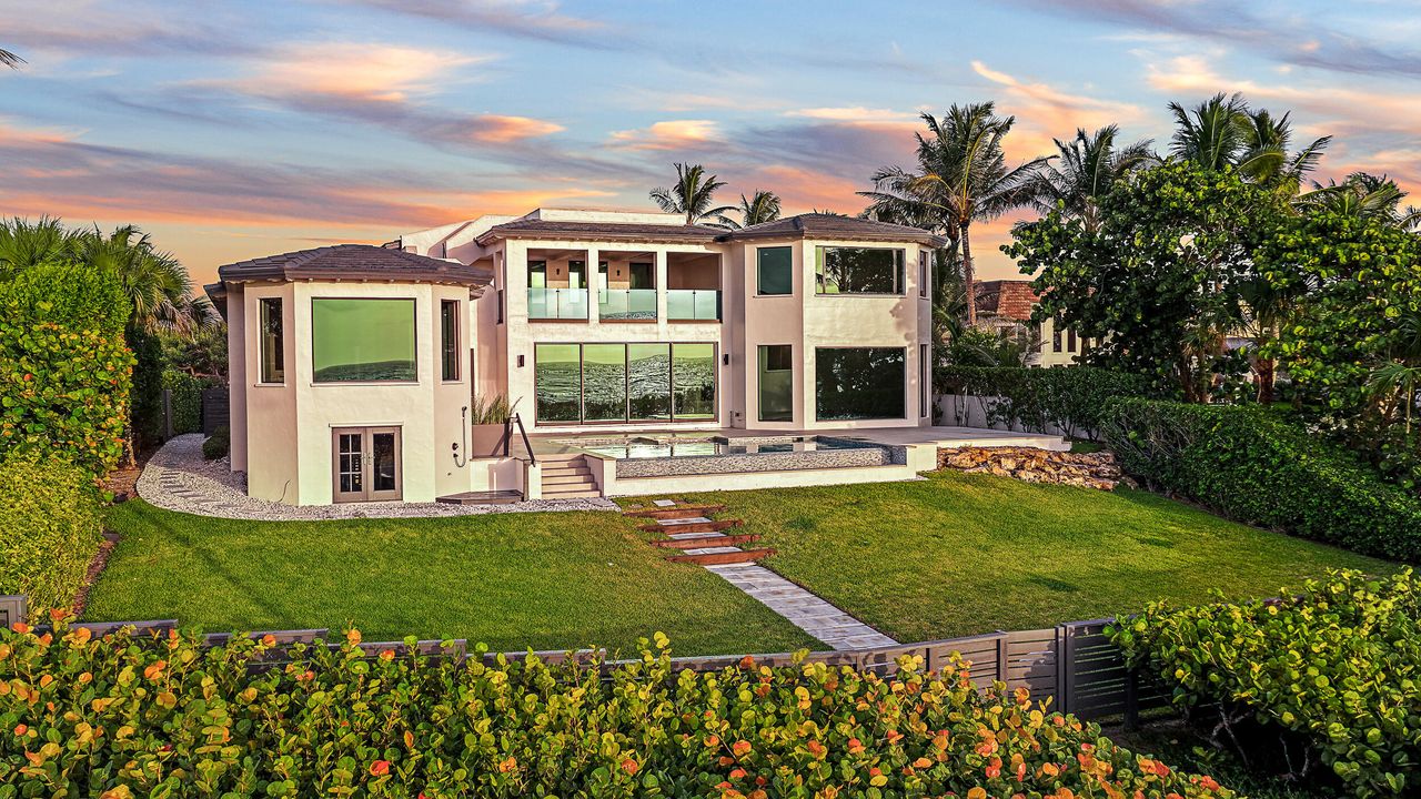 For Sale: $17,000,000 (4 beds, 5 baths, 6587 Square Feet)