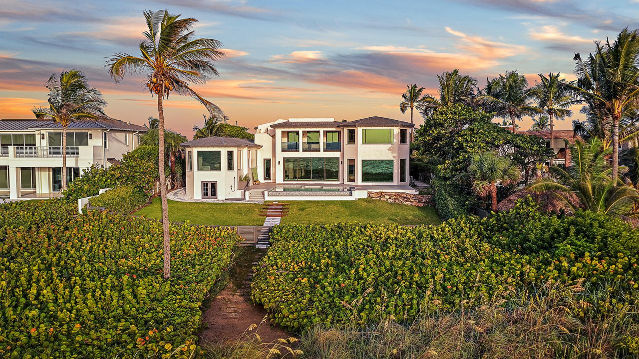 For Sale: $17,000,000 (4 beds, 5 baths, 6587 Square Feet)