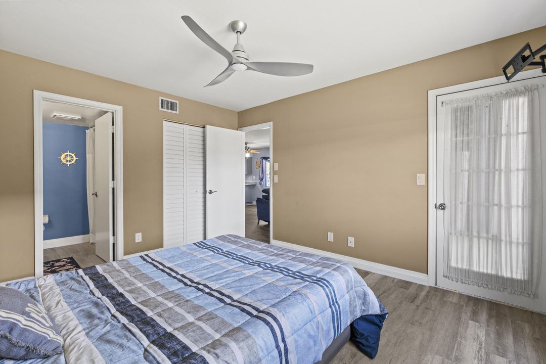 合同活跃: $149,900 (2 贝兹, 2 浴室, 948 平方英尺)