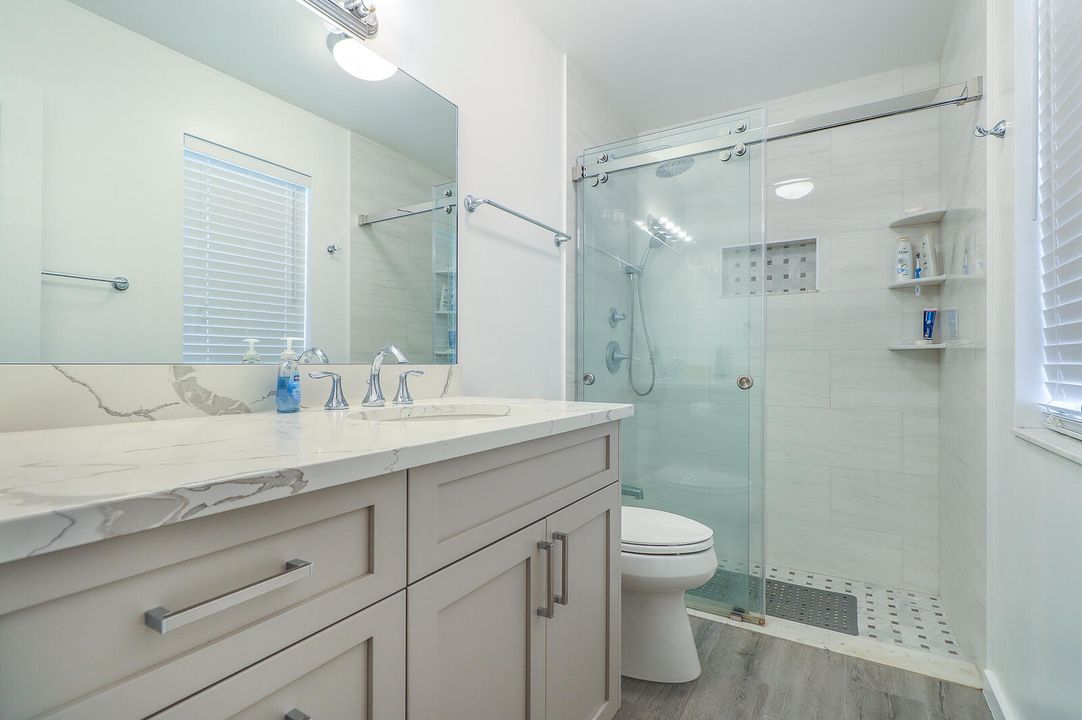 Под контрактом: $845,000 (4 спален, 3 ванн, 2291 Квадратных фут)