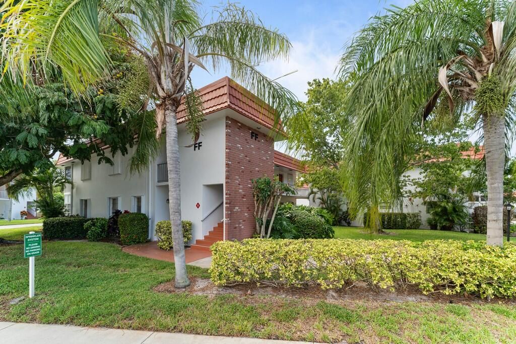 Под контрактом: $2,000 (2 спален, 2 ванн, 1089 Квадратных фут)