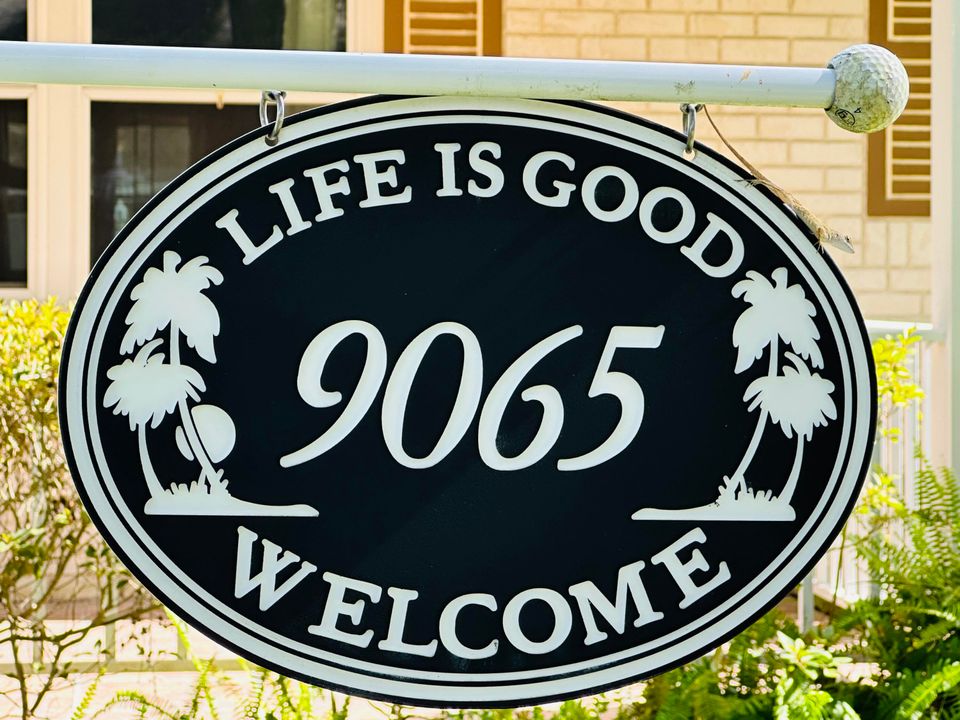 Active With Contract: $134,800 (2 beds, 2 baths, 1369 Square Feet)