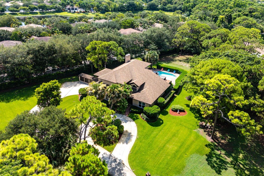 Recently Sold: $3,995,000 (4 beds, 3 baths, 3498 Square Feet)