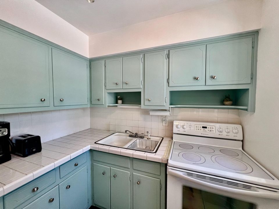 En Venta: $155,000 (1 camas, 1 baños, 740 Pies cuadrados)