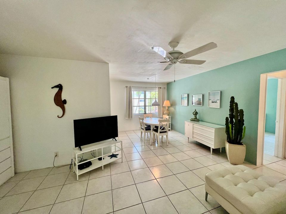 En Venta: $155,000 (1 camas, 1 baños, 740 Pies cuadrados)