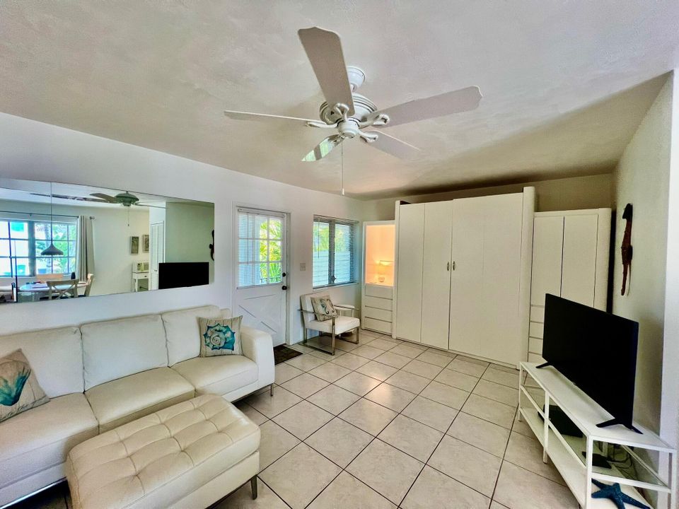 En Venta: $155,000 (1 camas, 1 baños, 740 Pies cuadrados)