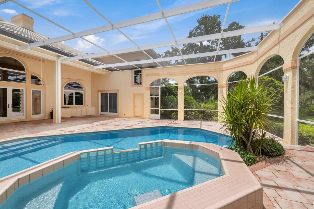 For Sale: $2,900,000 (3 beds, 2 baths, 5460 Square Feet)