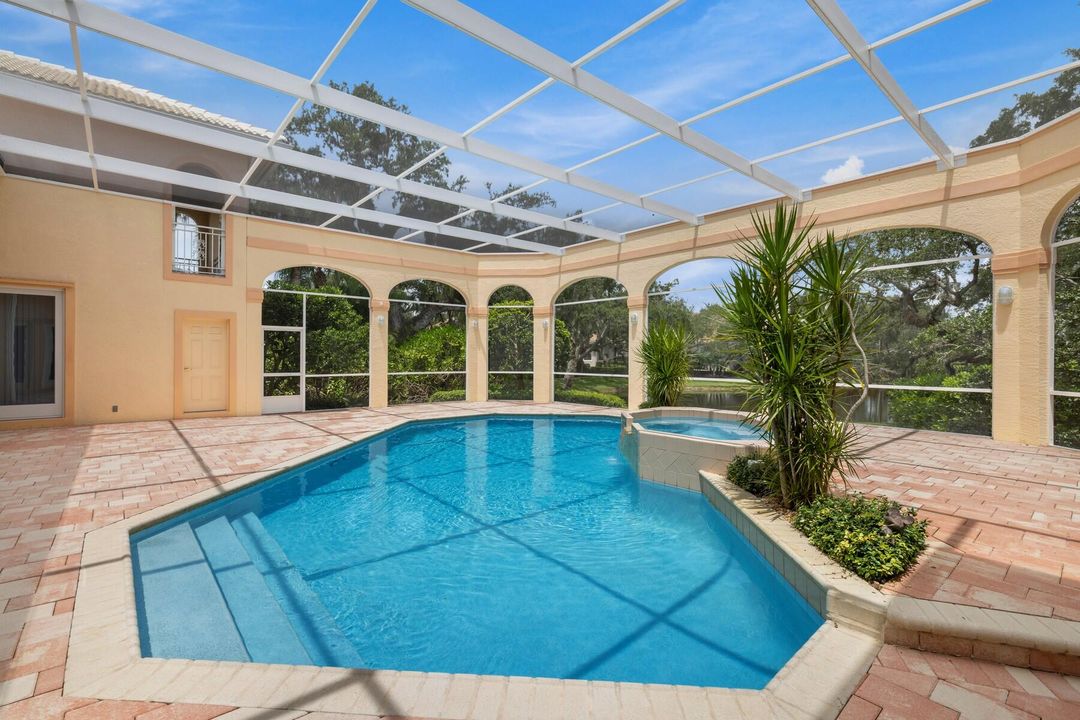 For Sale: $2,900,000 (3 beds, 2 baths, 5460 Square Feet)