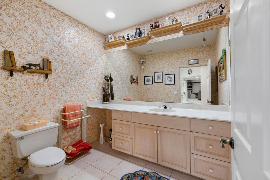 For Sale: $2,900,000 (3 beds, 2 baths, 5460 Square Feet)