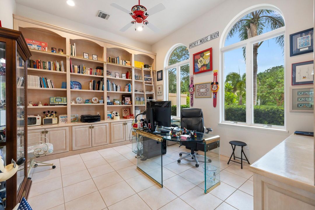 For Sale: $2,900,000 (3 beds, 2 baths, 5460 Square Feet)