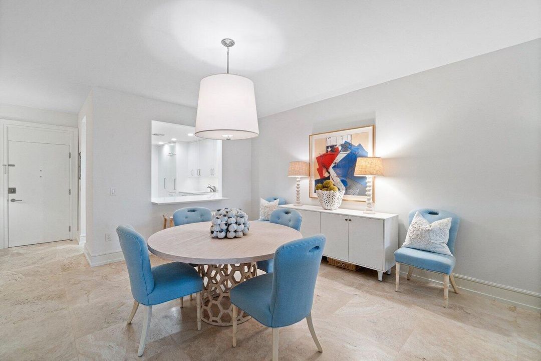 На продажу: $2,695,000 (2 спален, 2 ванн, 1440 Квадратных фут)