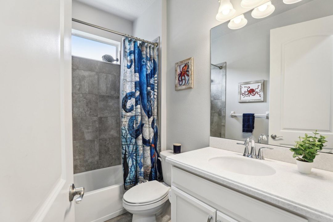 For Sale: $449,000 (3 beds, 2 baths, 1669 Square Feet)