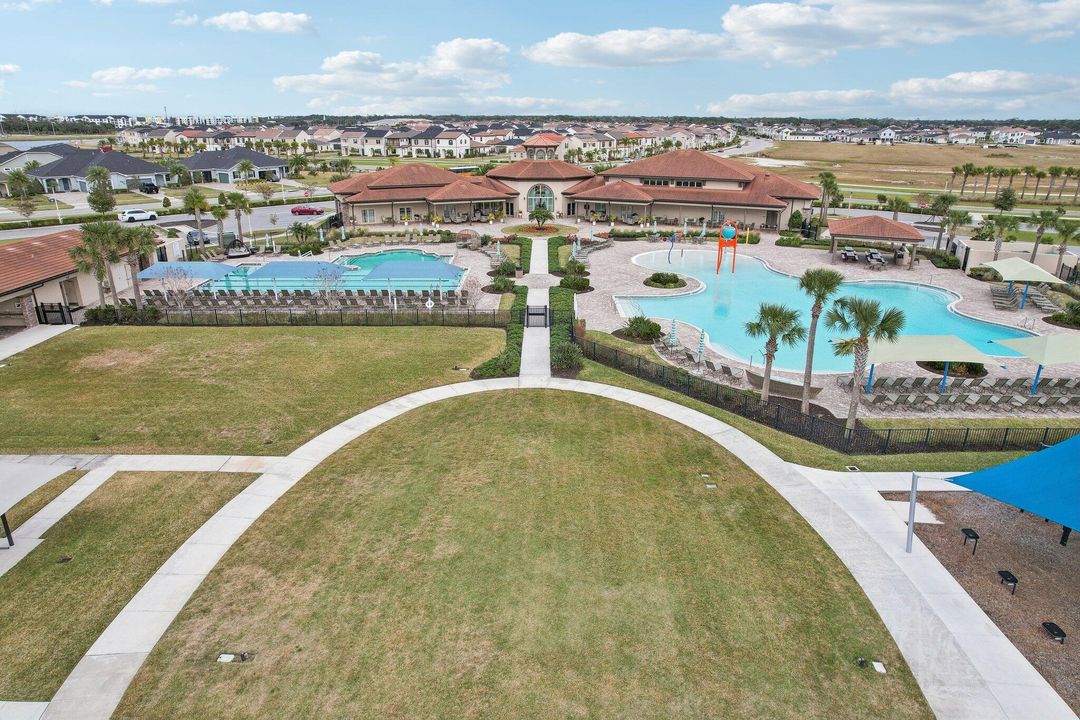 For Sale: $449,000 (3 beds, 2 baths, 1669 Square Feet)