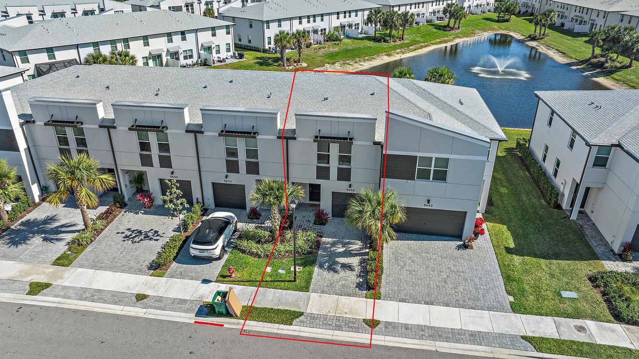 For Sale: $427,000 (3 beds, 2 baths, 1454 Square Feet)