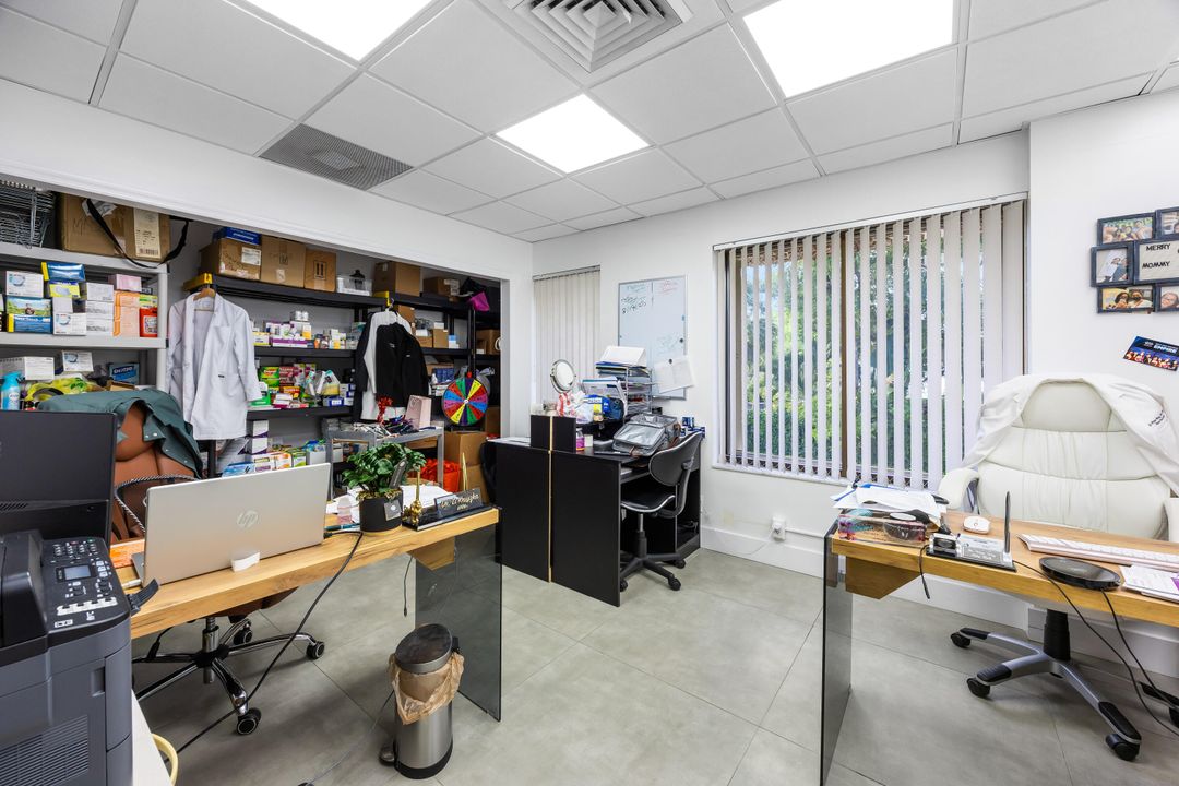 待售: $27 (0 贝兹, 0 浴室, 14845 平方英尺)