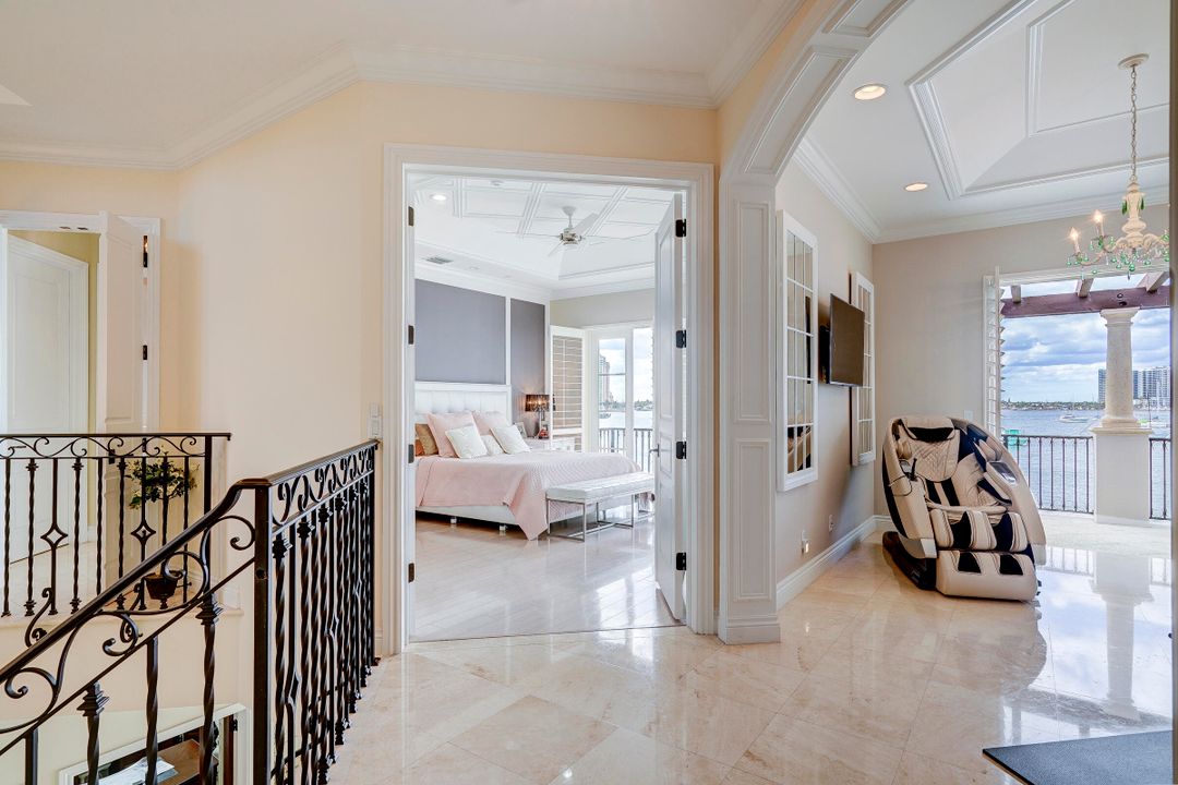 На продажу: $6,850,000 (4 спален, 5 ванн, 4034 Квадратных фут)