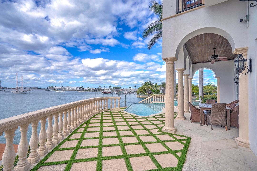 На продажу: $6,850,000 (4 спален, 5 ванн, 4034 Квадратных фут)