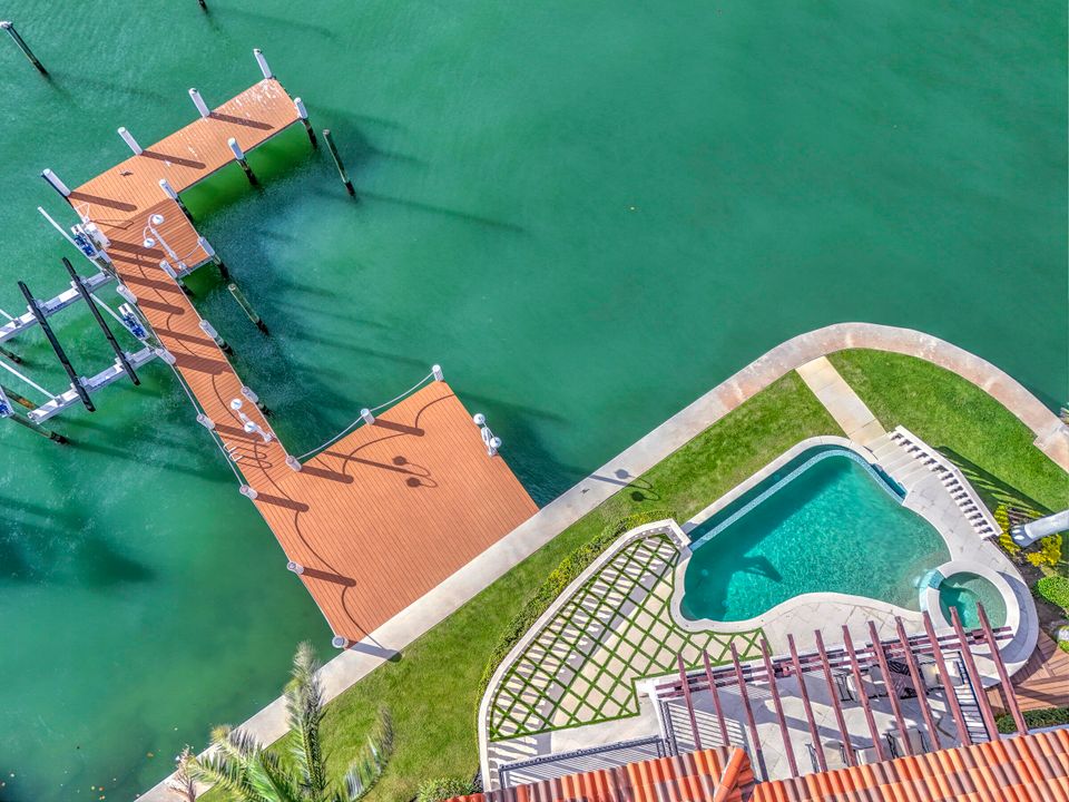 На продажу: $6,850,000 (4 спален, 5 ванн, 4034 Квадратных фут)