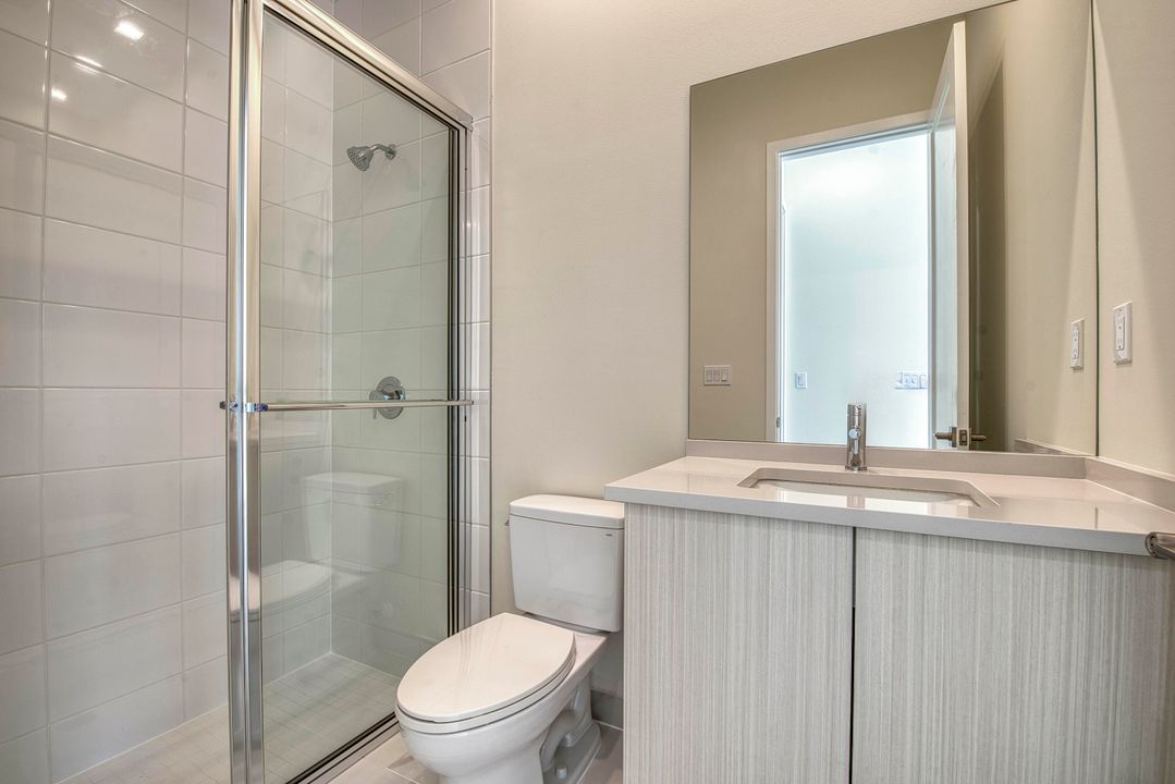 Active With Contract: $1,520,900 (5 beds, 7 baths, 4267 Square Feet)