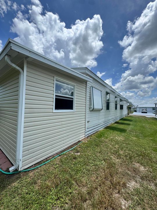 На продажу: $59,900 (3 спален, 2 ванн, 1600 Квадратных фут)