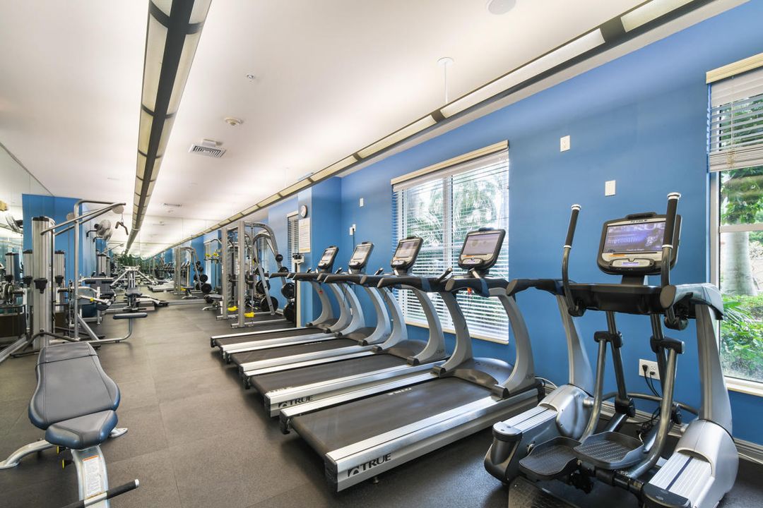 Под контрактом: $6,500 (2 спален, 2 ванн, 1385 Квадратных фут)