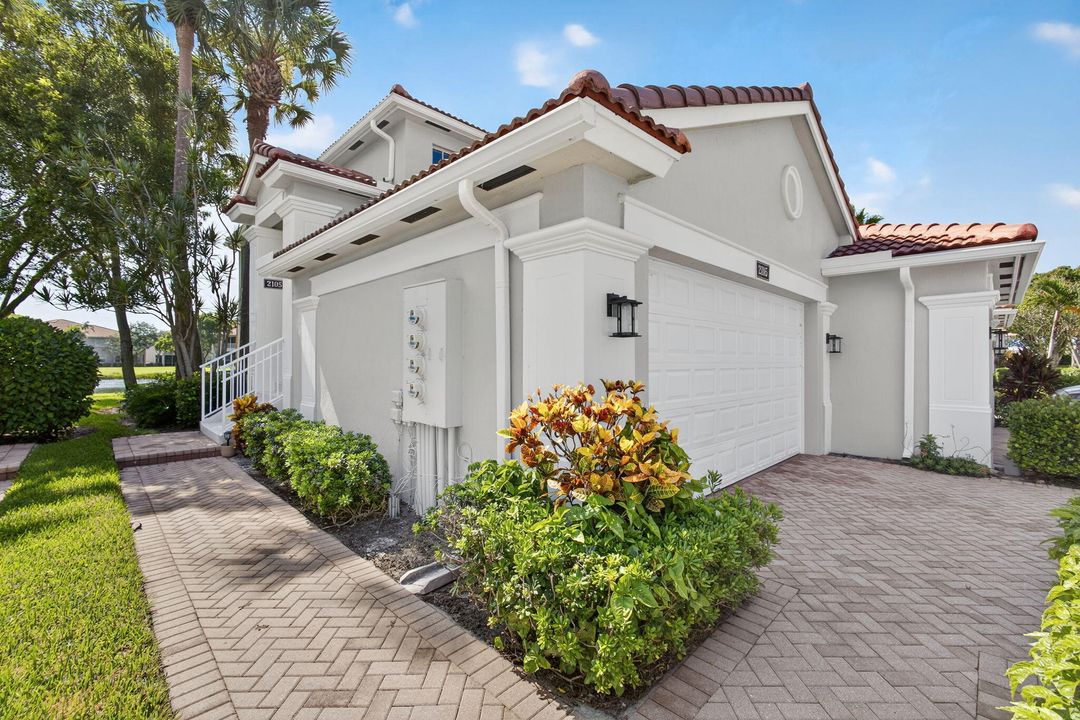 合同活跃: $434,000 (3 贝兹, 2 浴室, 1876 平方英尺)