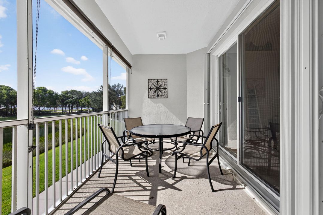 合同活跃: $434,000 (3 贝兹, 2 浴室, 1876 平方英尺)