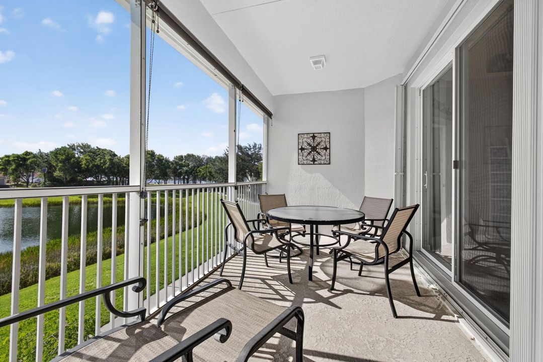 合同活跃: $434,000 (3 贝兹, 2 浴室, 1876 平方英尺)