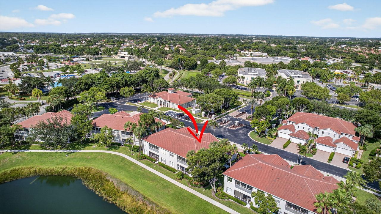 合同活跃: $434,000 (3 贝兹, 2 浴室, 1876 平方英尺)