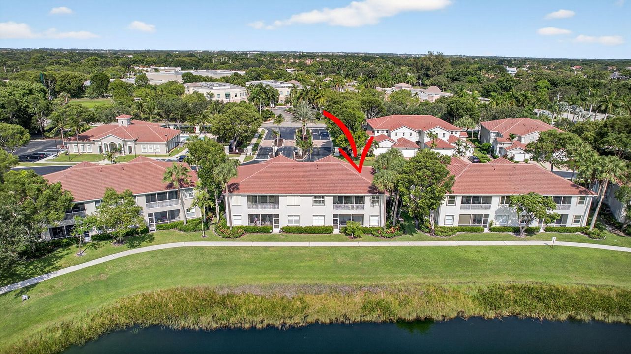 合同活跃: $434,000 (3 贝兹, 2 浴室, 1876 平方英尺)