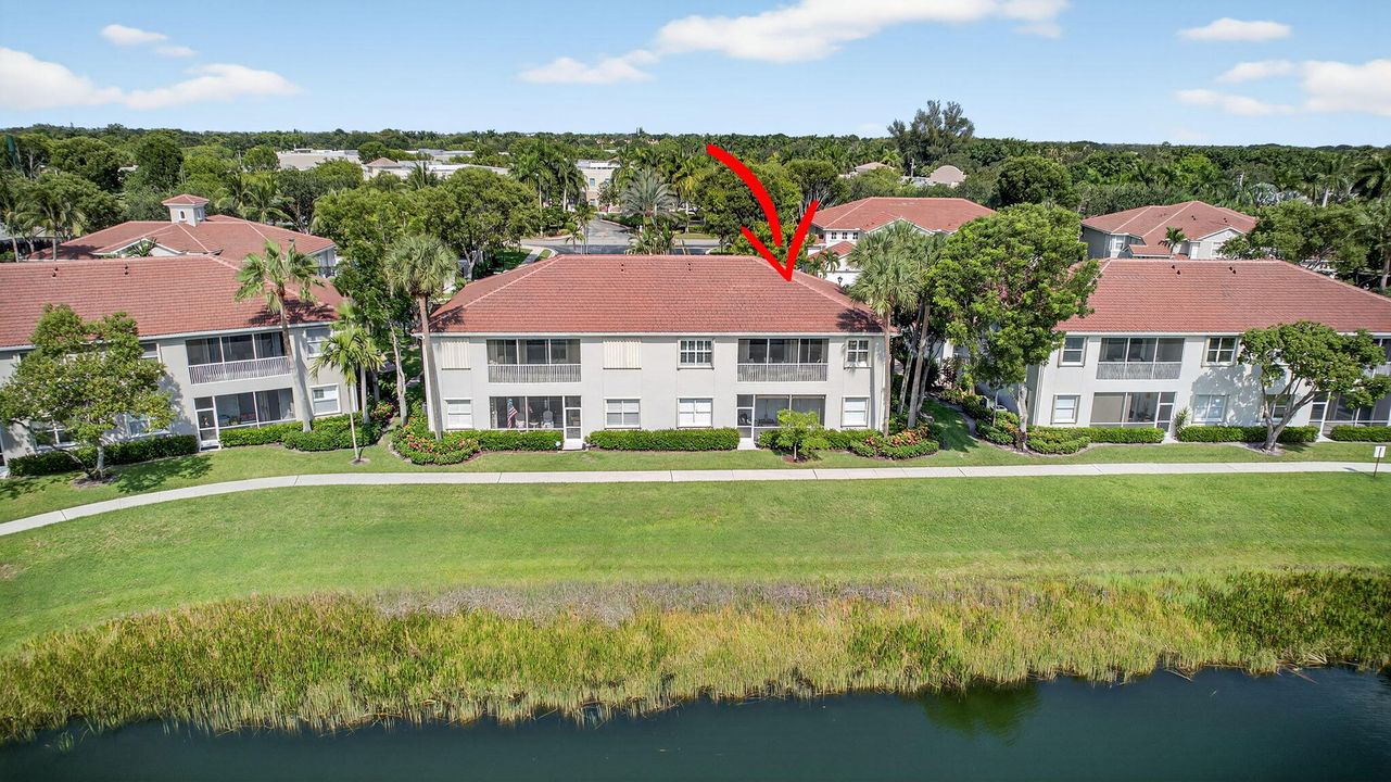 合同活跃: $434,000 (3 贝兹, 2 浴室, 1876 平方英尺)