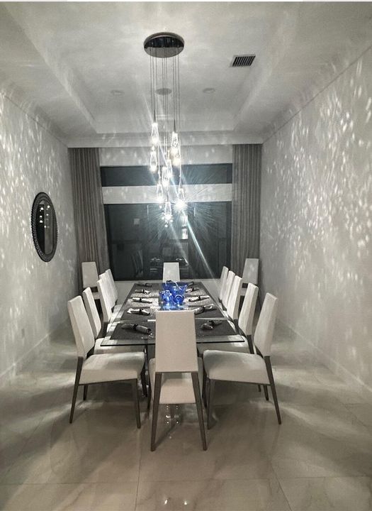 На продажу: $2,979,900 (4 спален, 4 ванн, 3277 Квадратных фут)