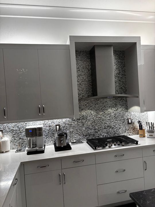 На продажу: $2,979,900 (4 спален, 4 ванн, 3277 Квадратных фут)