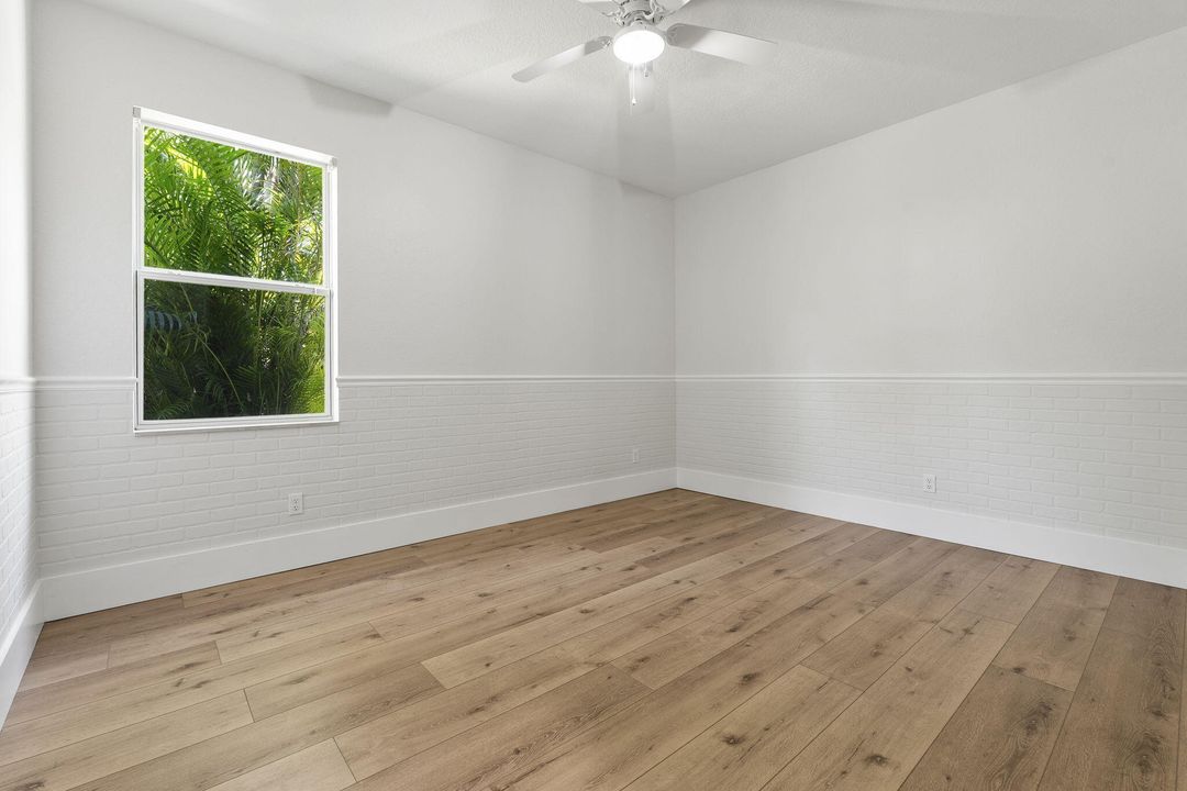 Activo con contrato: $979,000 (5 camas, 3 baños, 3012 Pies cuadrados)