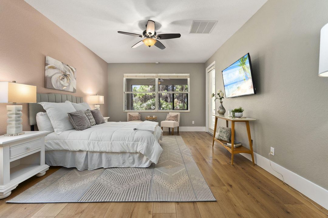 Activo con contrato: $979,000 (5 camas, 3 baños, 3012 Pies cuadrados)