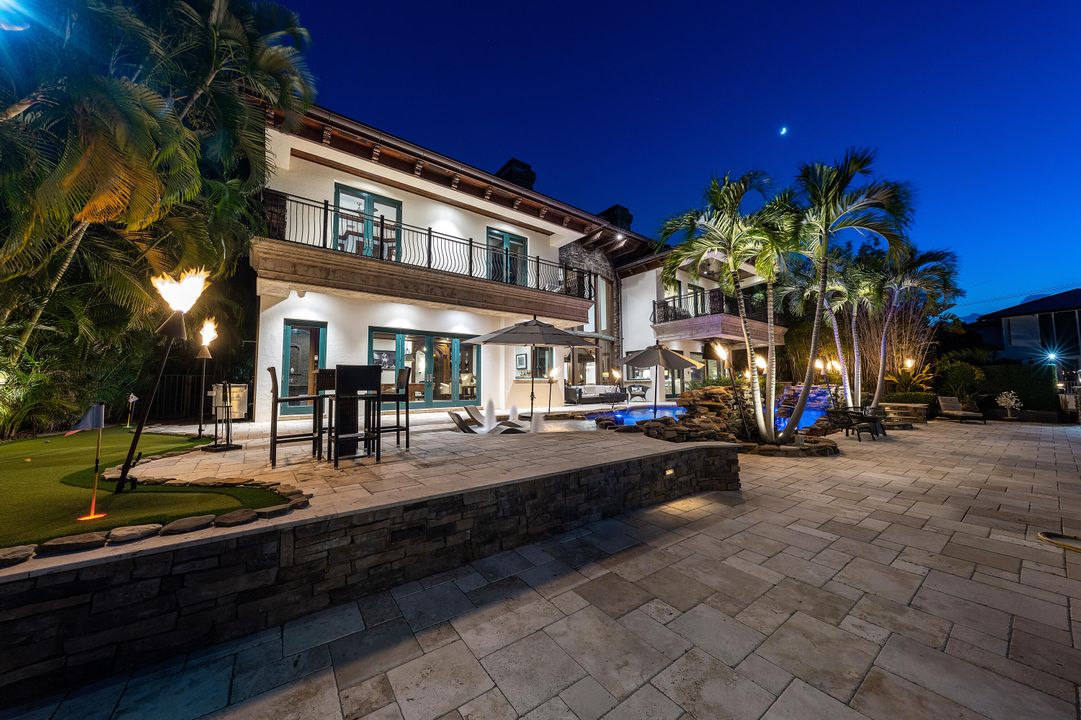 待售: $7,995,000 (5 贝兹, 5 浴室, 6818 平方英尺)