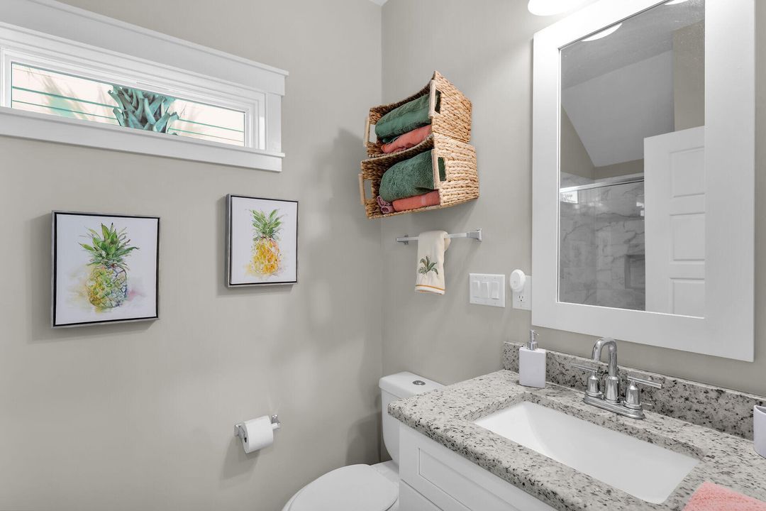 待售: $428,888 (2 贝兹, 2 浴室, 960 平方英尺)